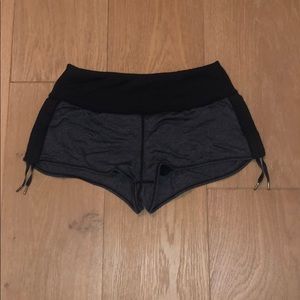 Lulu Lemmon shorts